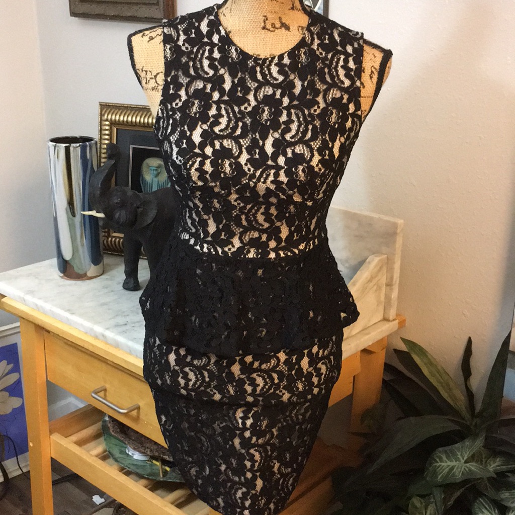 Gorgeous Bebe Lace Peplum Little Black Dress Sexy!